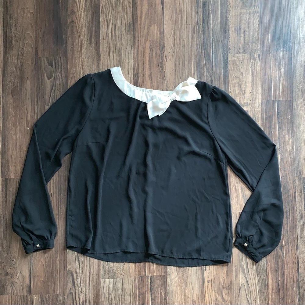 Blouse With Bow Detail